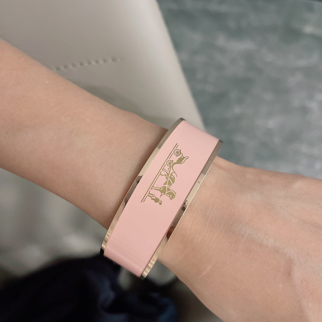 Hermes Enamel Cal ̈ ̈che Wide Bangle 18K Gold Bracelet