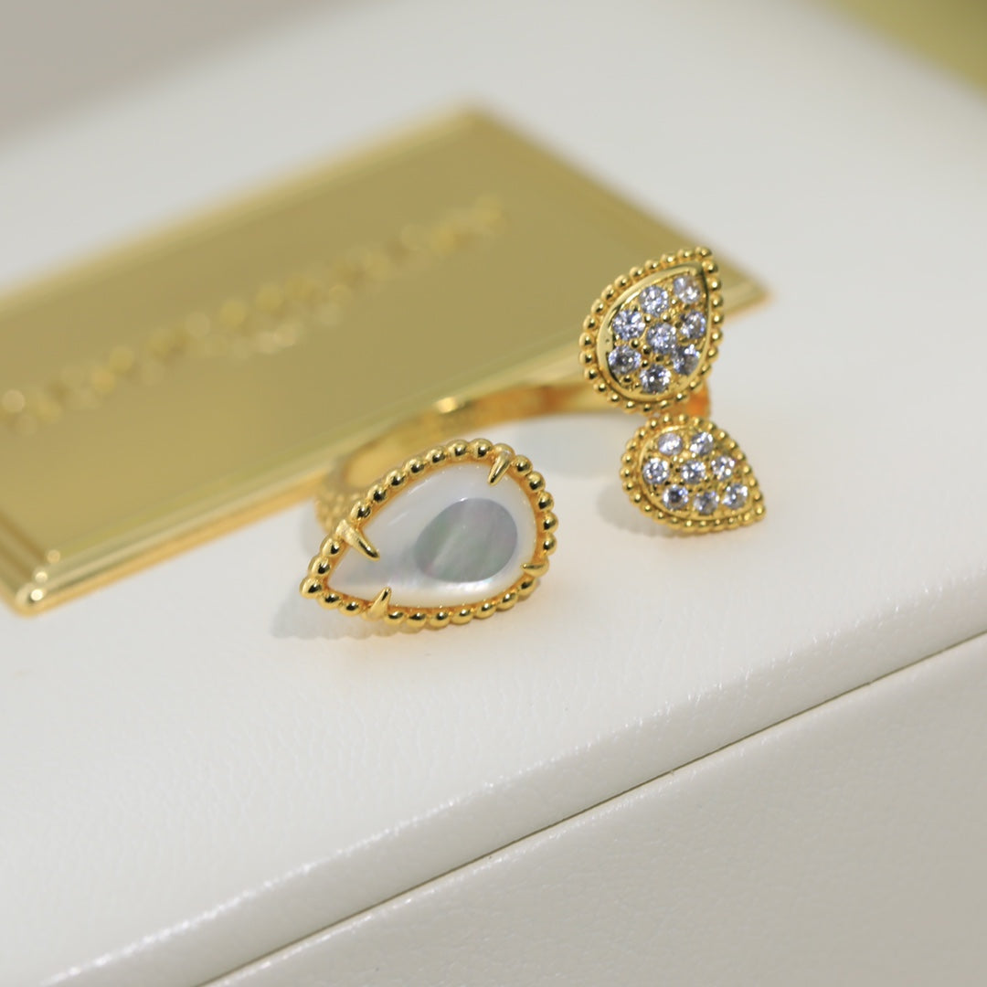Serpent Boh ̈ ̈me Diamonds 18K Gold Ring