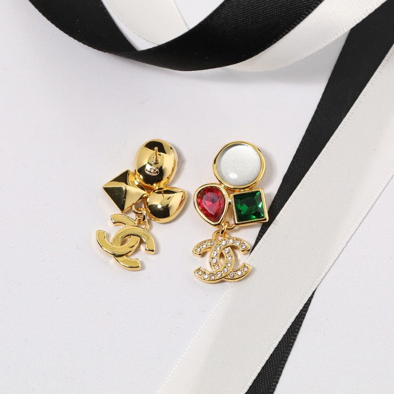 Chanel Color Crystal Gold 18K Gold Earrings