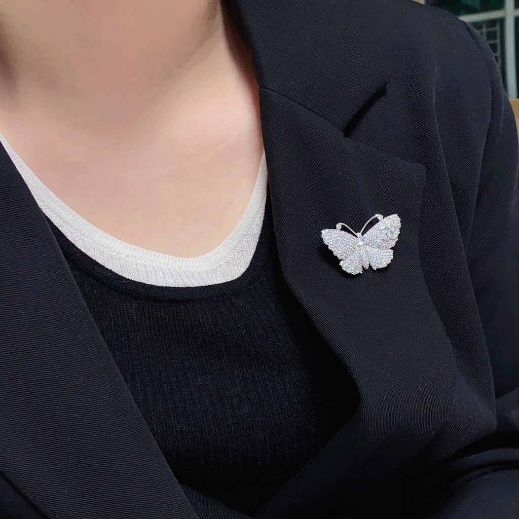 Chanel Butterfly Diamonds 18K Gold Brooch