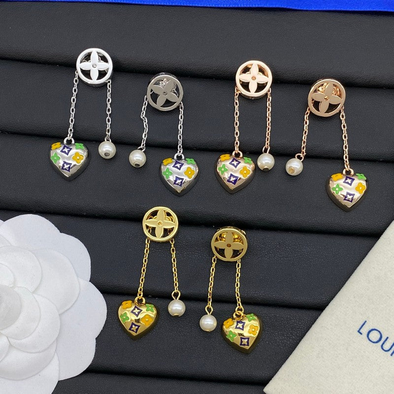 Louis Vuitton Diamond Pearl Drop 18K Gold Earrings