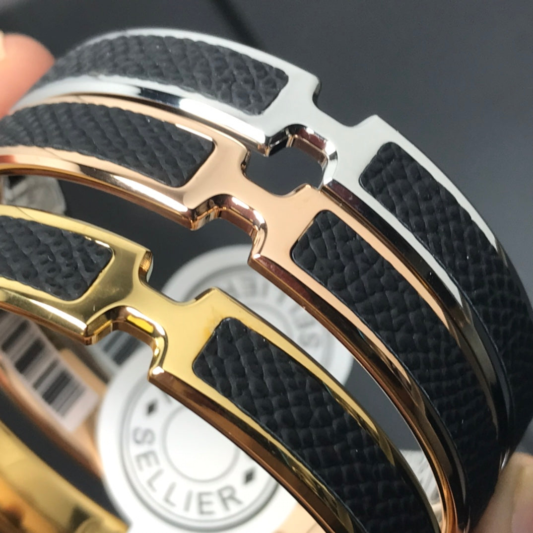 Hermes Olympe Black 18K Gold Bracelet