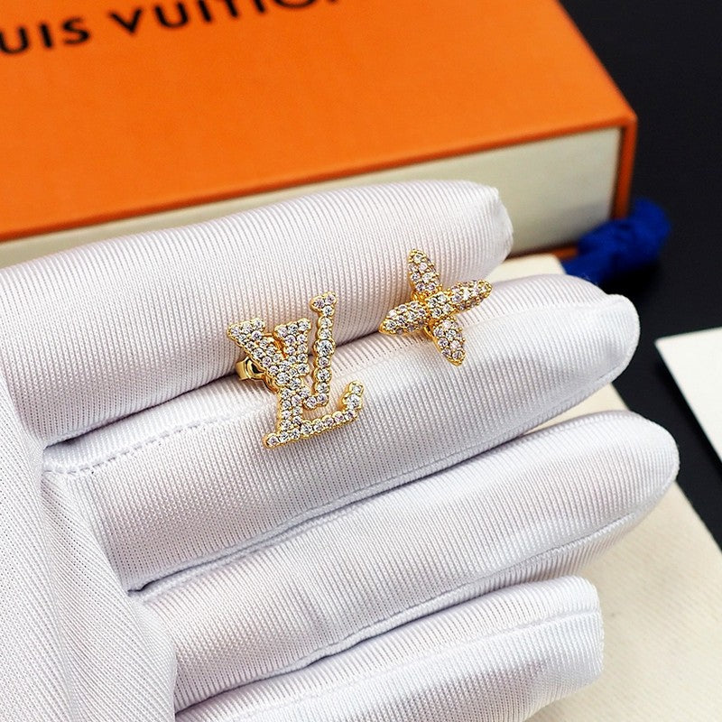 Louis Vuitton Iconic Tr ̈¦sor 18K Gold Earrings
