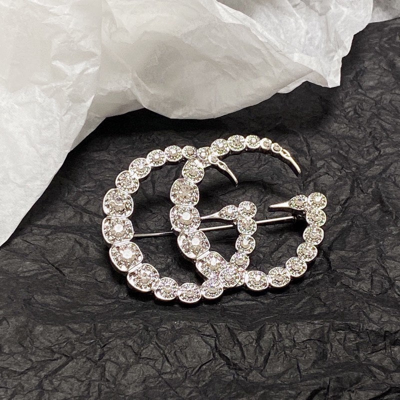 Gucci Double Crystal 18K Gold Brooch