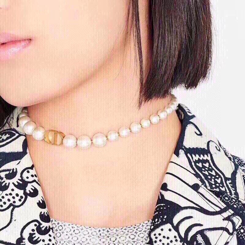 Dior Pearls 18K Gold Necklace
