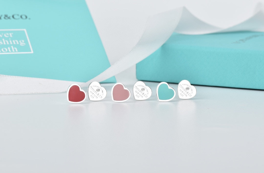 Tiffany Return to Heart 18K Gold Earrings