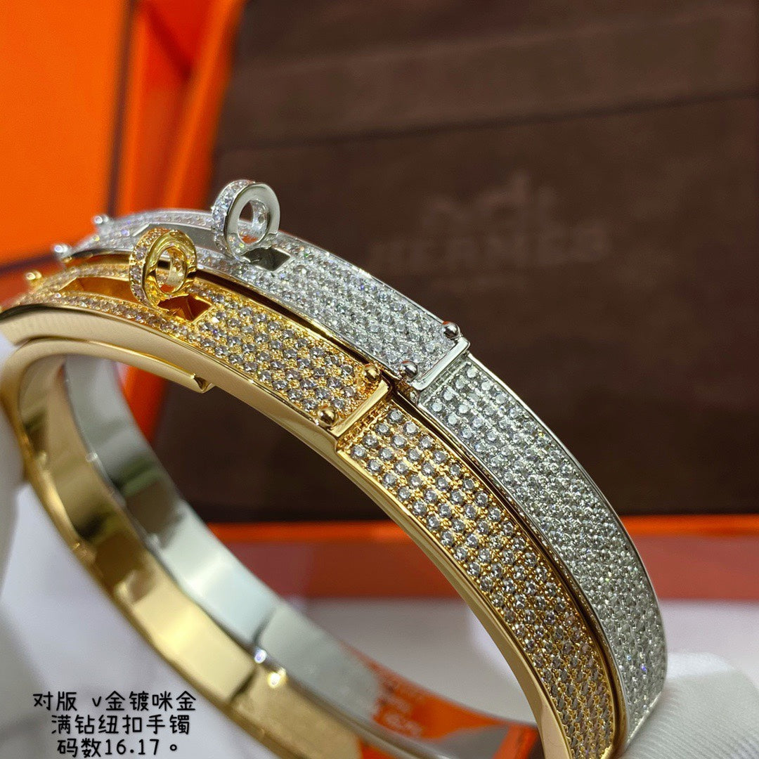 Hermes Kelly Diamonds 18K Yellow Gold Bracelet