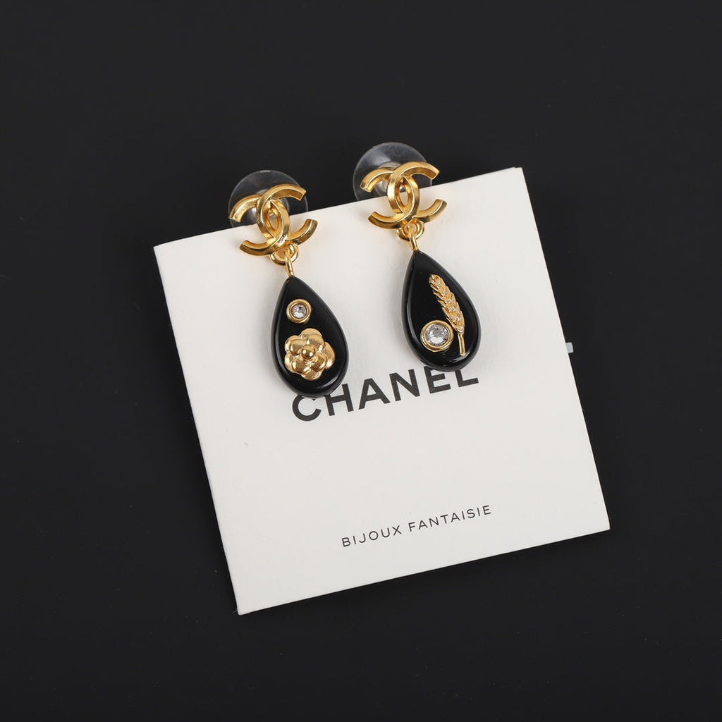 Chanel Camellia Pendant 18K Gold Earrings