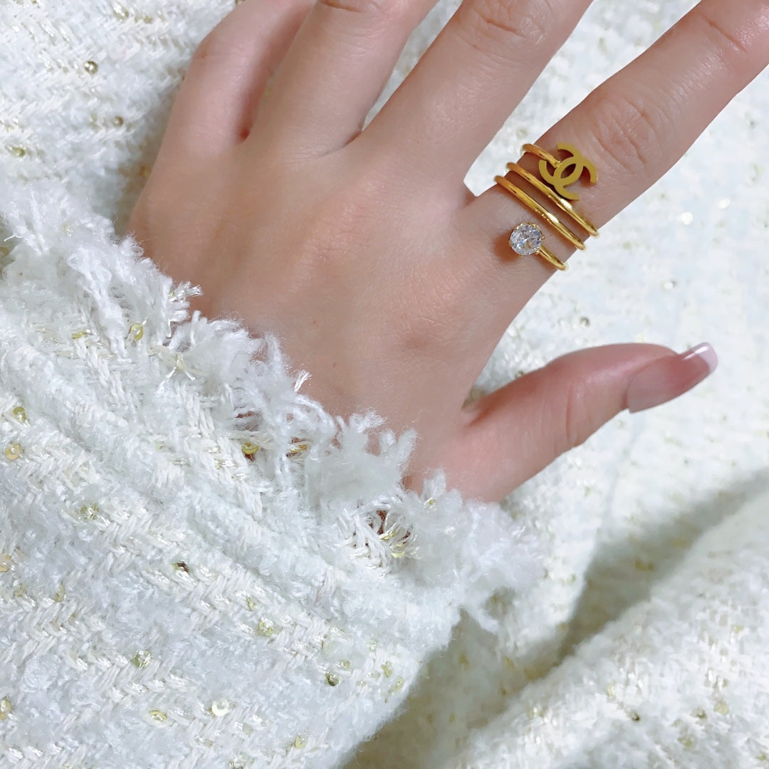 Chanel Vintage Pearl 18K Gold Ring