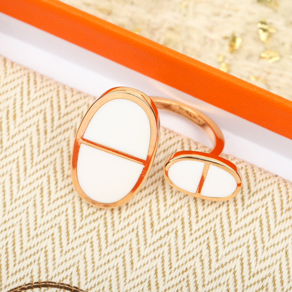 Hermes Chaine D'ancre Verso Large 18K Gold Ring