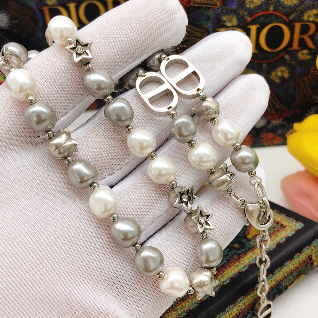 Dior Pearls And Stars 18K Gold Necklace