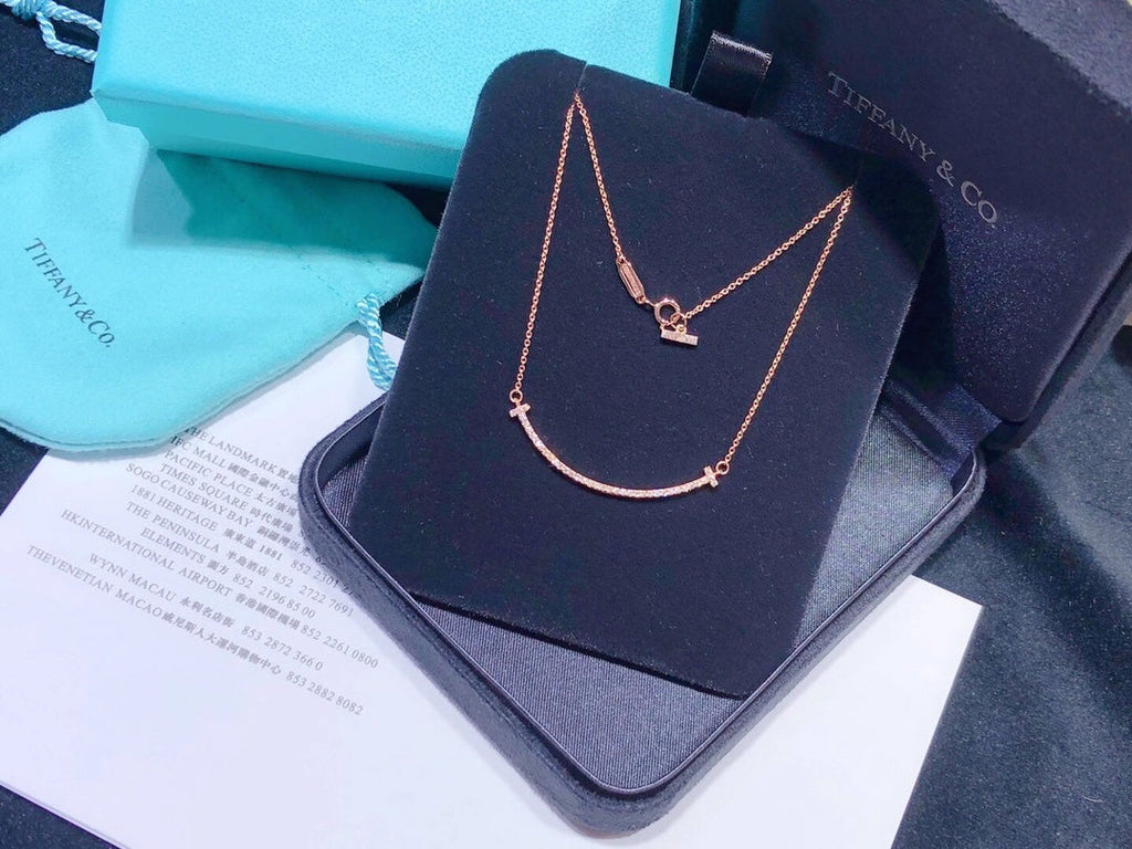 Tiffany Medium Diamond Pendant 18K Gold Necklace