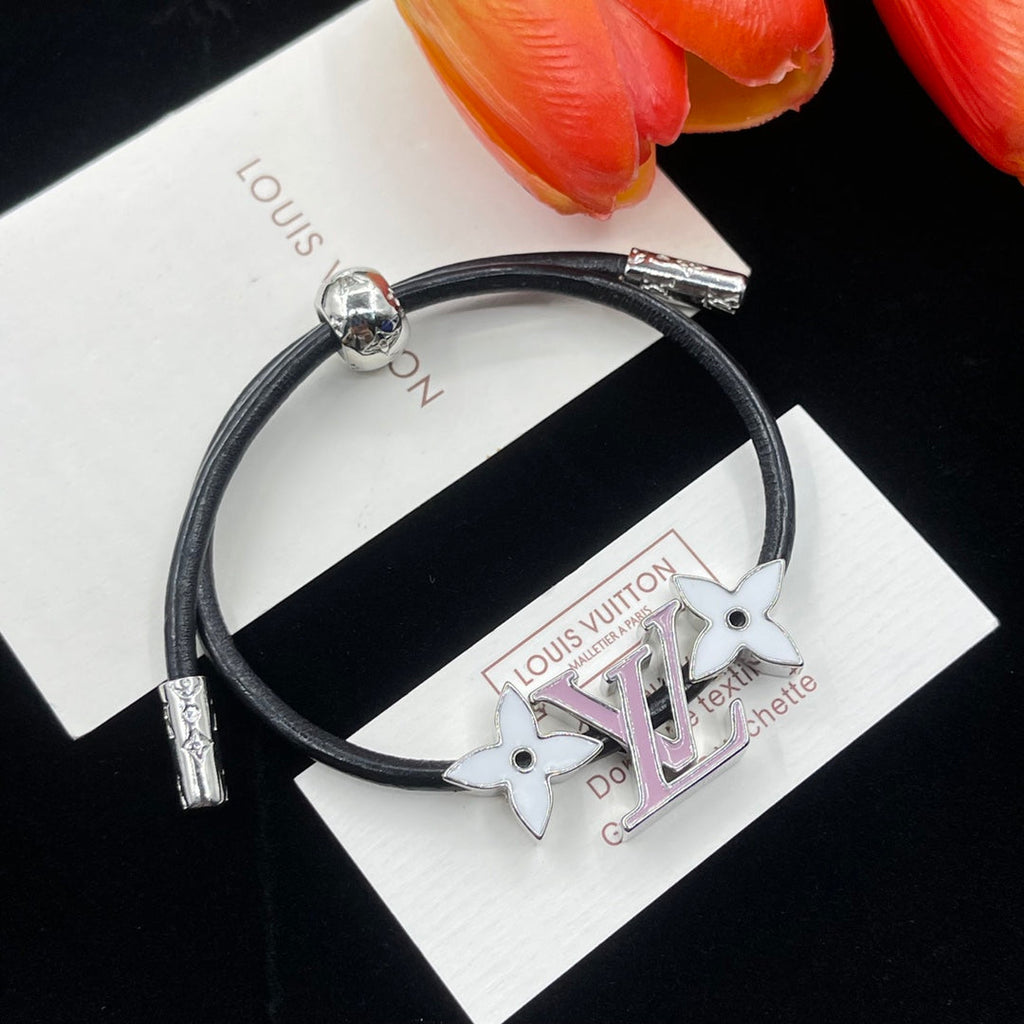 Louis Vuitton Star Pink 18K Gold Bracelet
