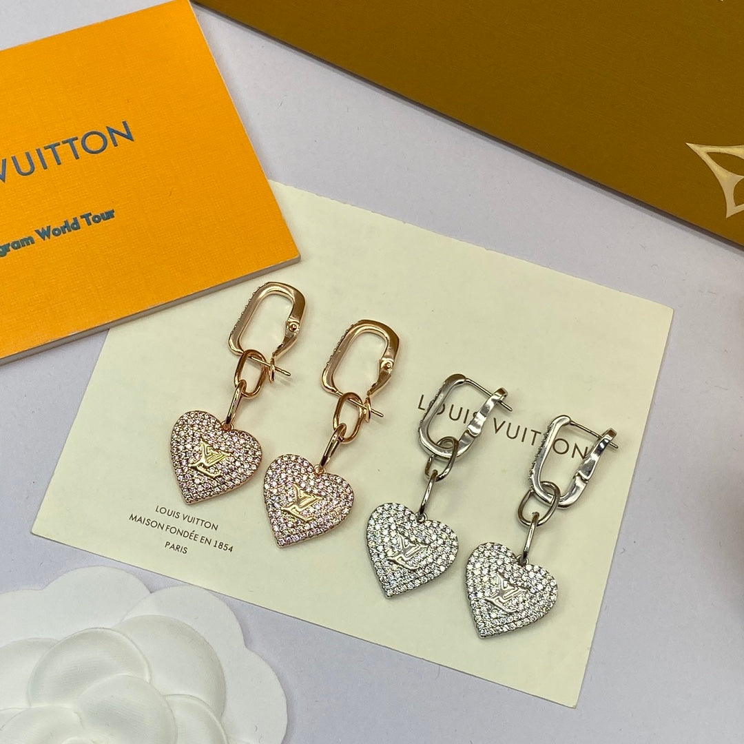 Louis Vuitton Diamond Heart 18K Gold Earrings