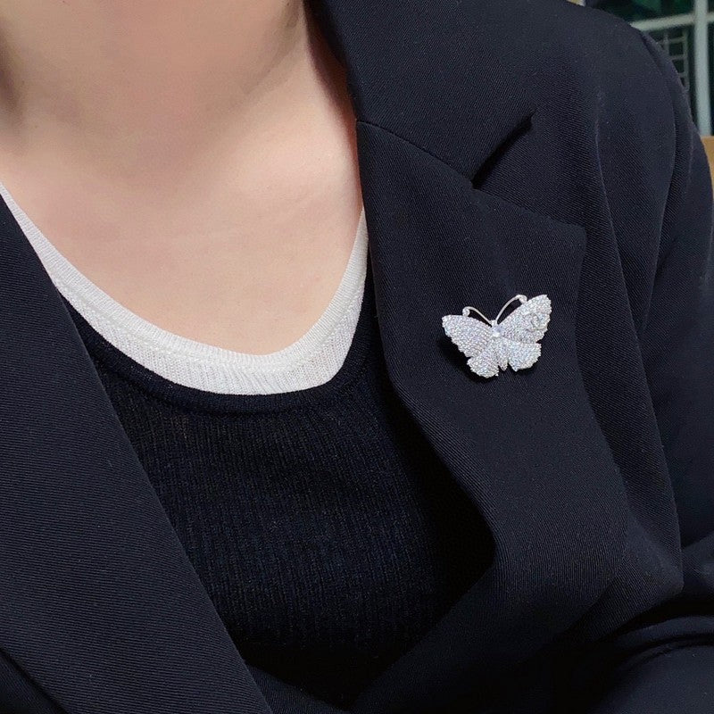 Chanel Full Diamond Butterfly 18K Gold Brooch