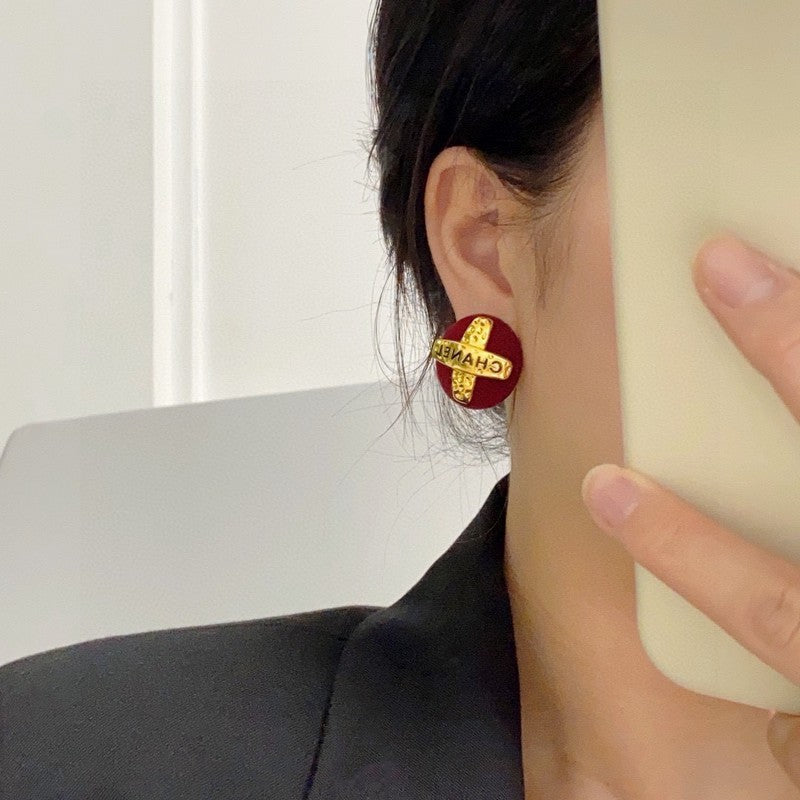 Chanel Red 18K Yellow Gold Earrings
