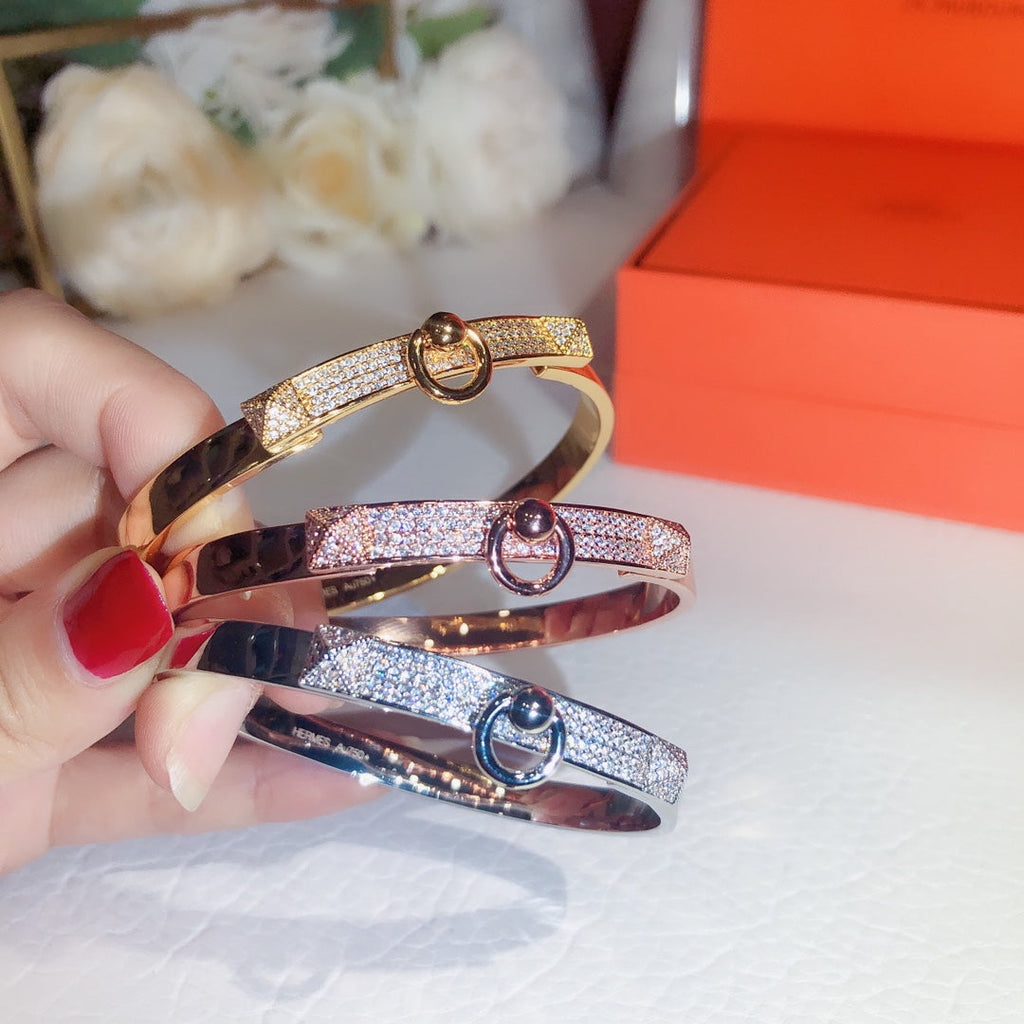 Hermes Collier De Chien Diamond 18K Gold Bracelet