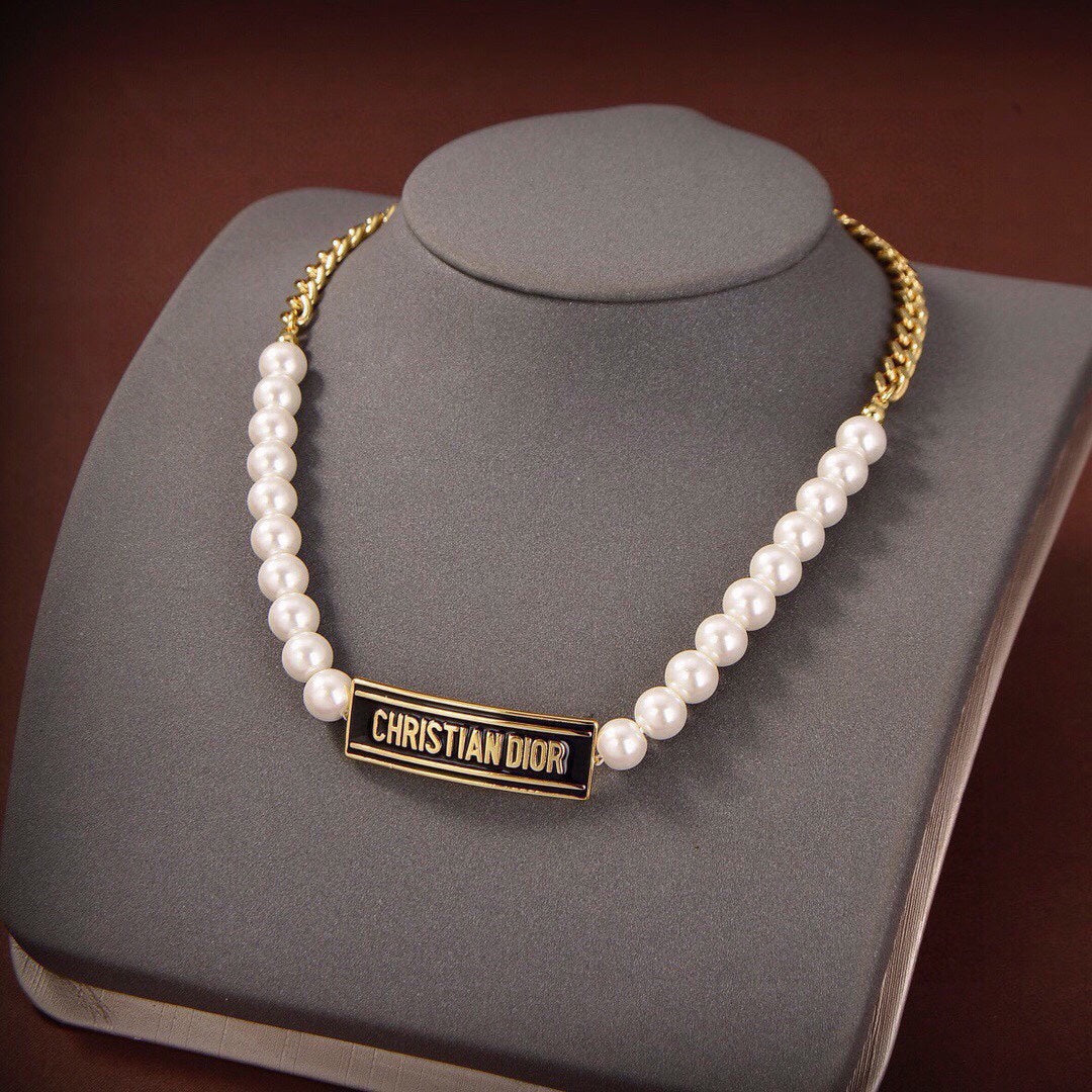 Dior 30 Montaigne 18K Gold Necklace