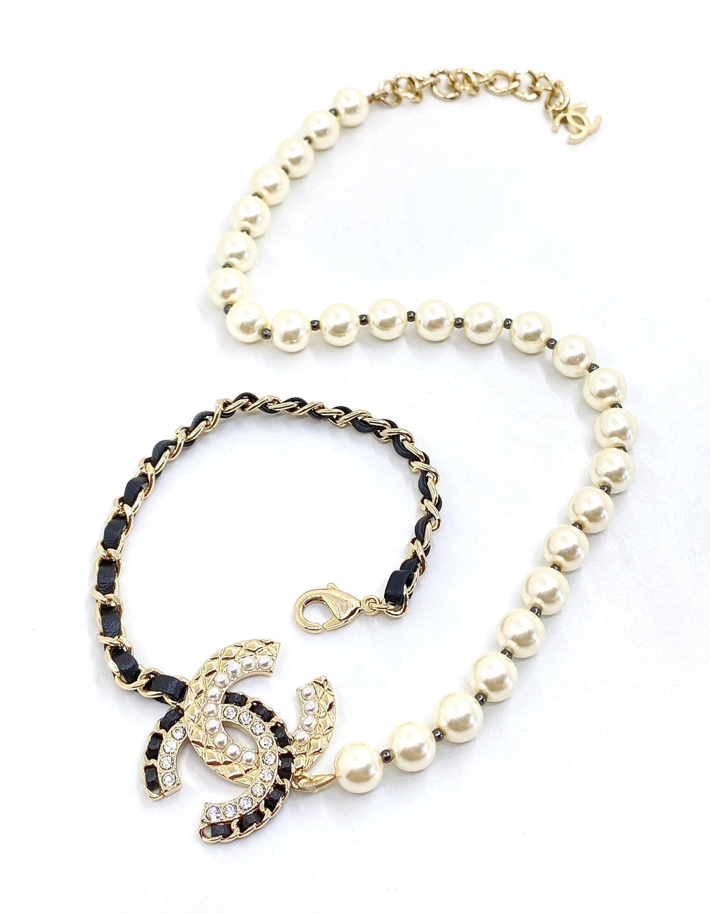 Chanel Leather Pearls 18K Gold Necklace