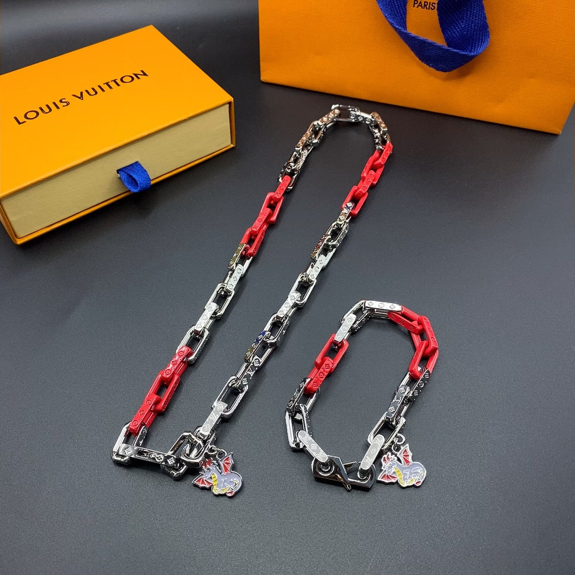 Louis Vuitton Dargon Monogram Chain 18K Gold Necklace