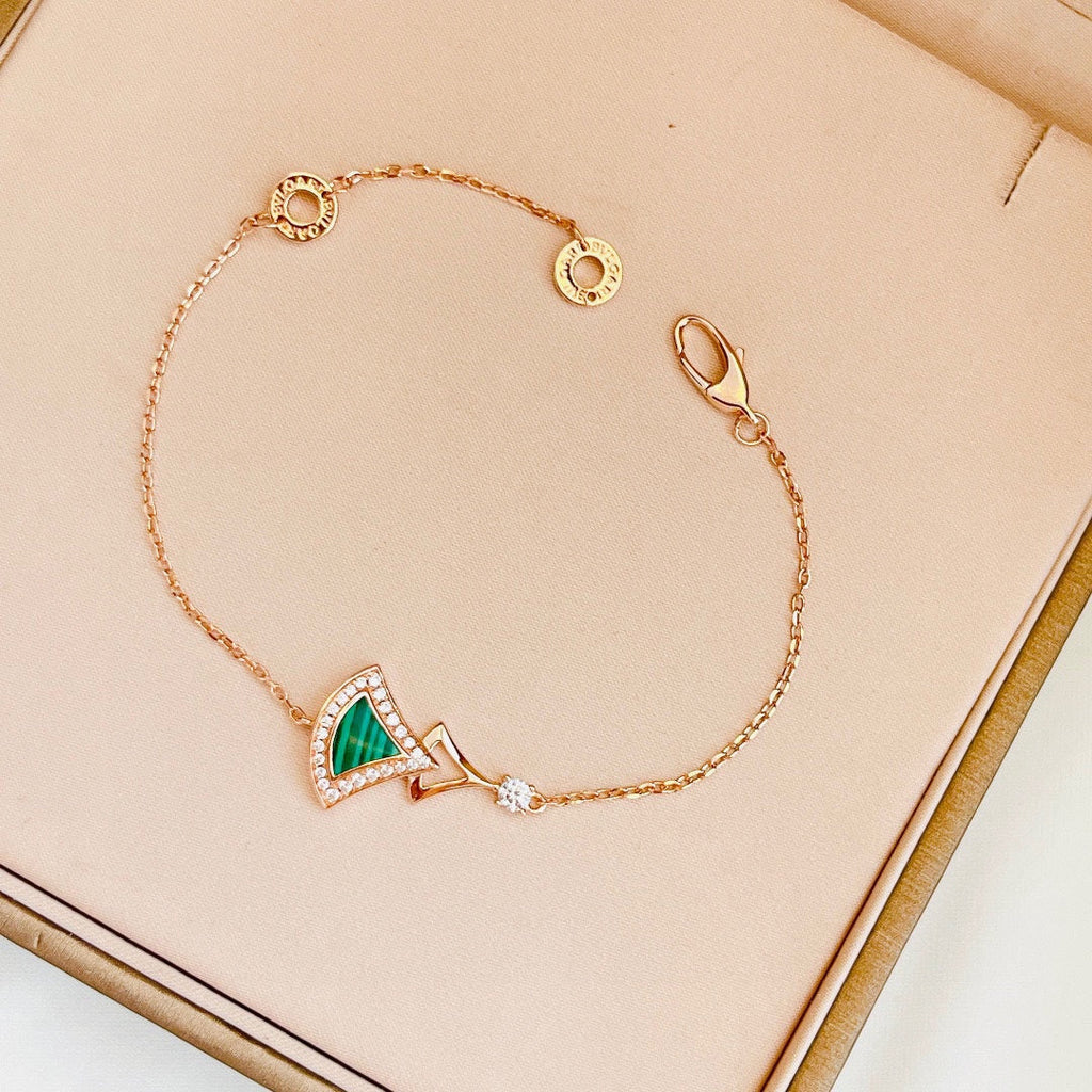 Bvlgari Dream Malachite 18K Gold Bracelet