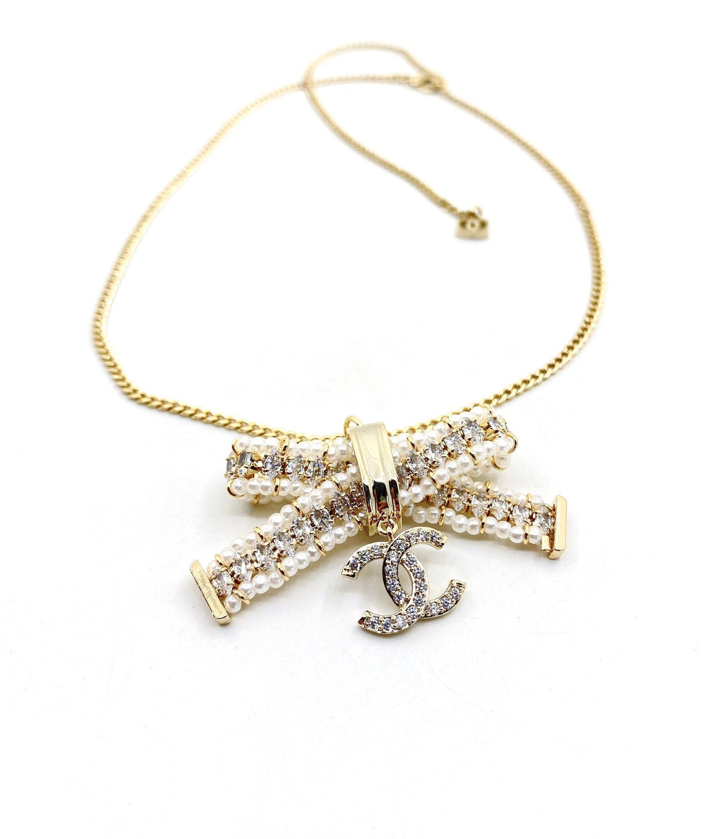 Chanel Bow Tie 18K Gold Necklace