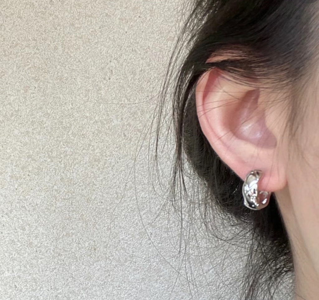 Chanel Coco Crush 18K Gold Earrings