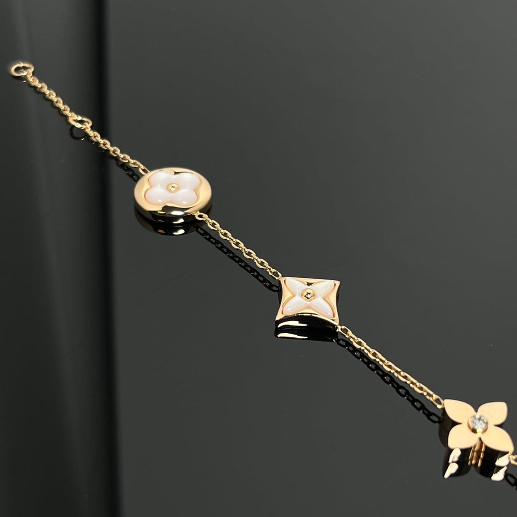 Louis Vuitton Idylle Blossom 18K Gold Bracelet