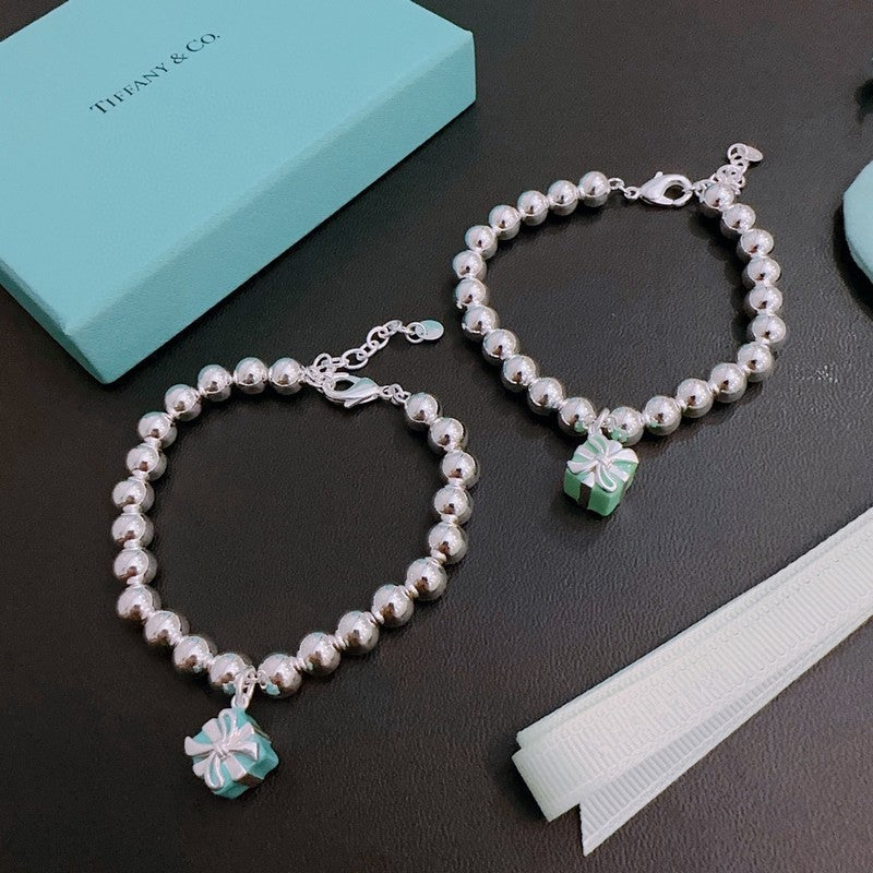 Tiffany Return to Blue Gift Box 18K Gold Bracelet