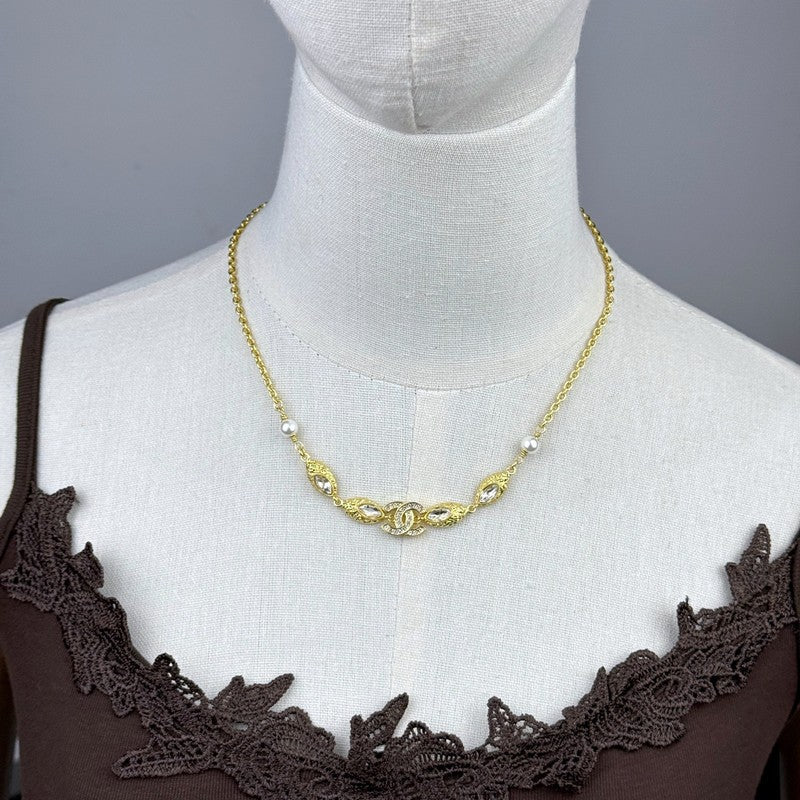 Chanel 26C Crystal Gold 18K Gold Necklace