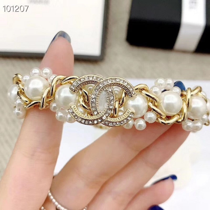 Chanel Pearl Braided 18K Gold Necklace