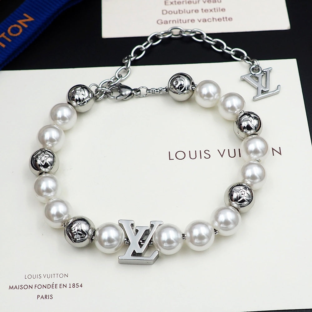 Louis Vuitton Monogram White Pearls 18K Gold Bracelet