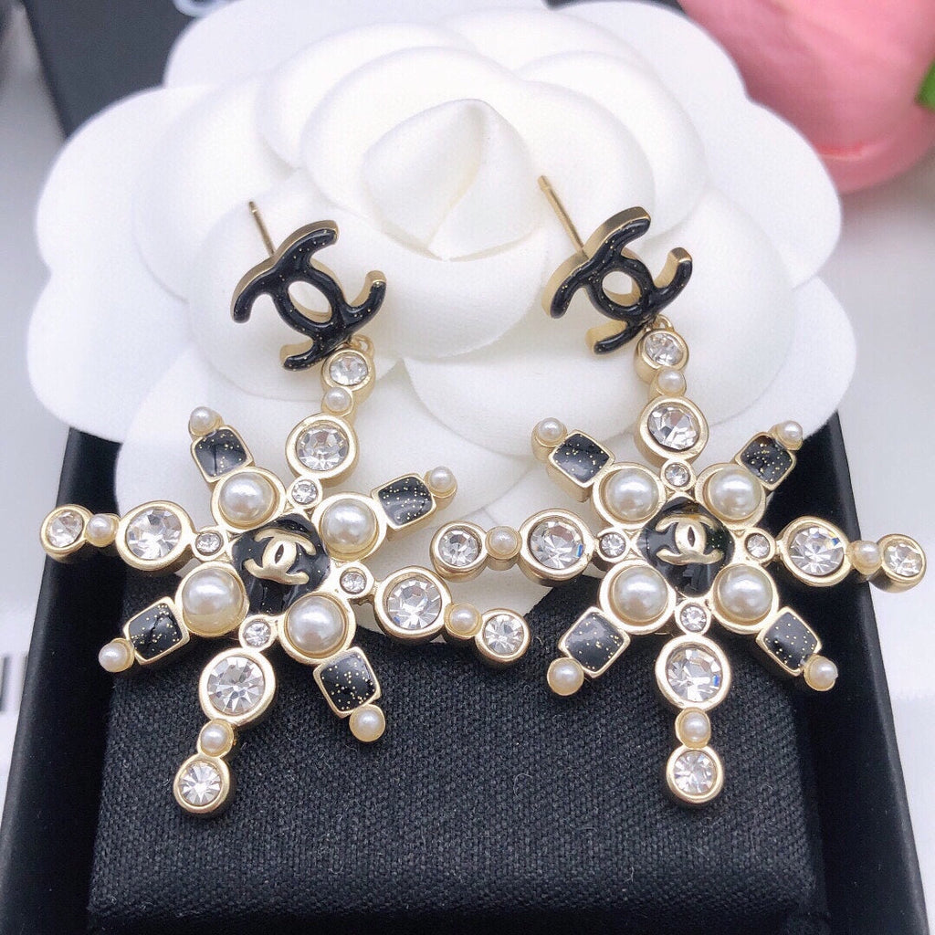 Chanel Snow Flowers 18K Gold Earrings