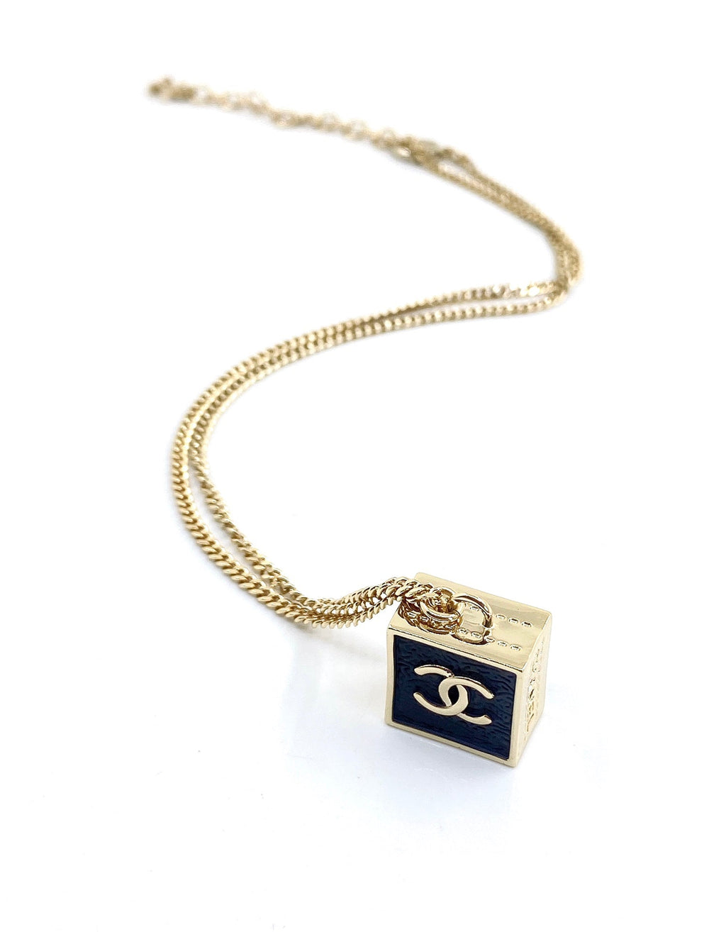 Chanel Square Pendant 18K Gold Necklace