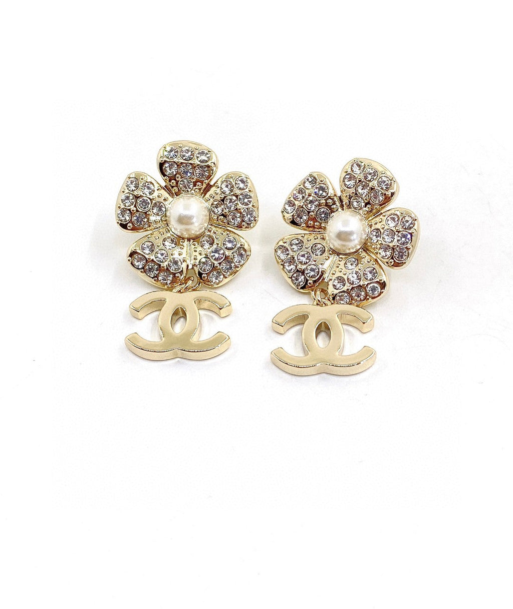 Chanel Flower Full Crystals 18K Gold Earrings