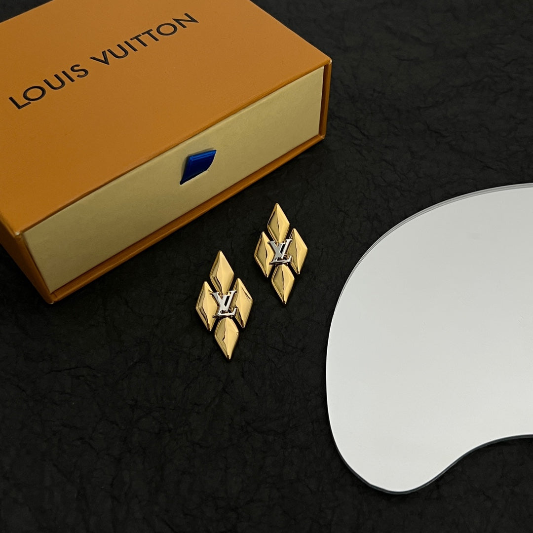 Louis Vuitton GO-14 18K Gold Earrings