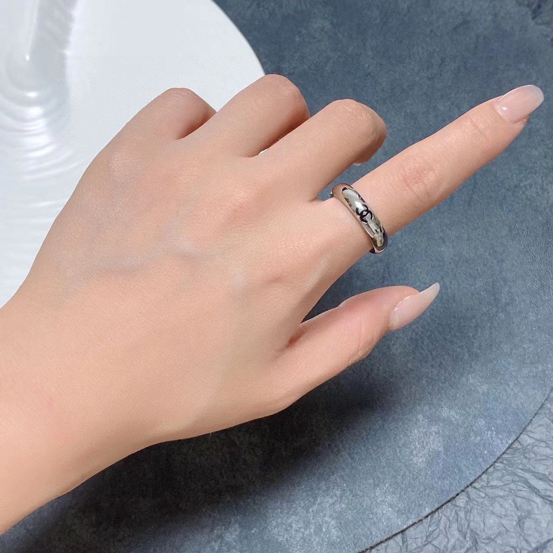 Chanel Coco 18K Gold Ring