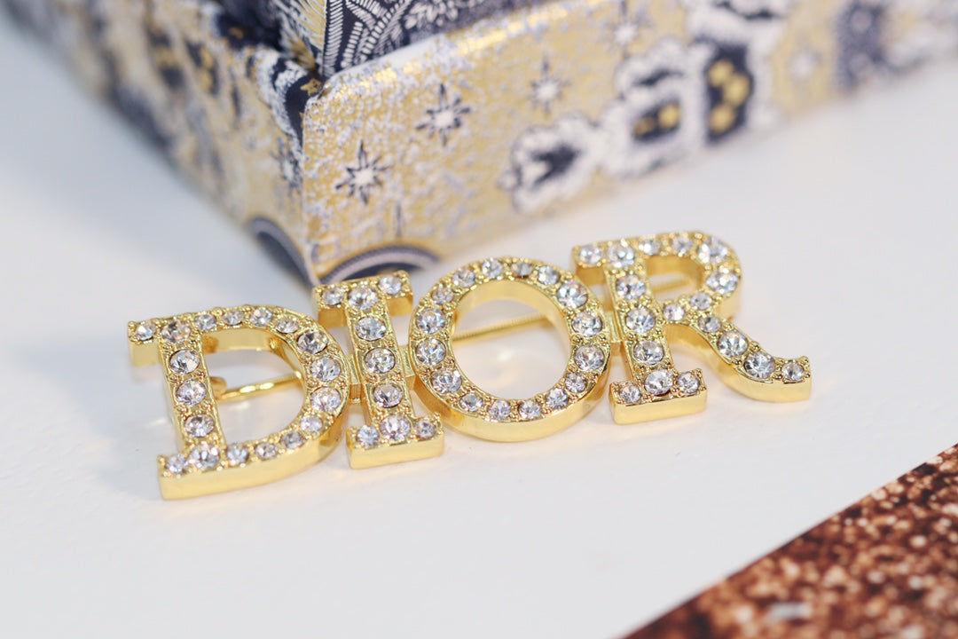 Dior Diamonds 18K Gold Brooch