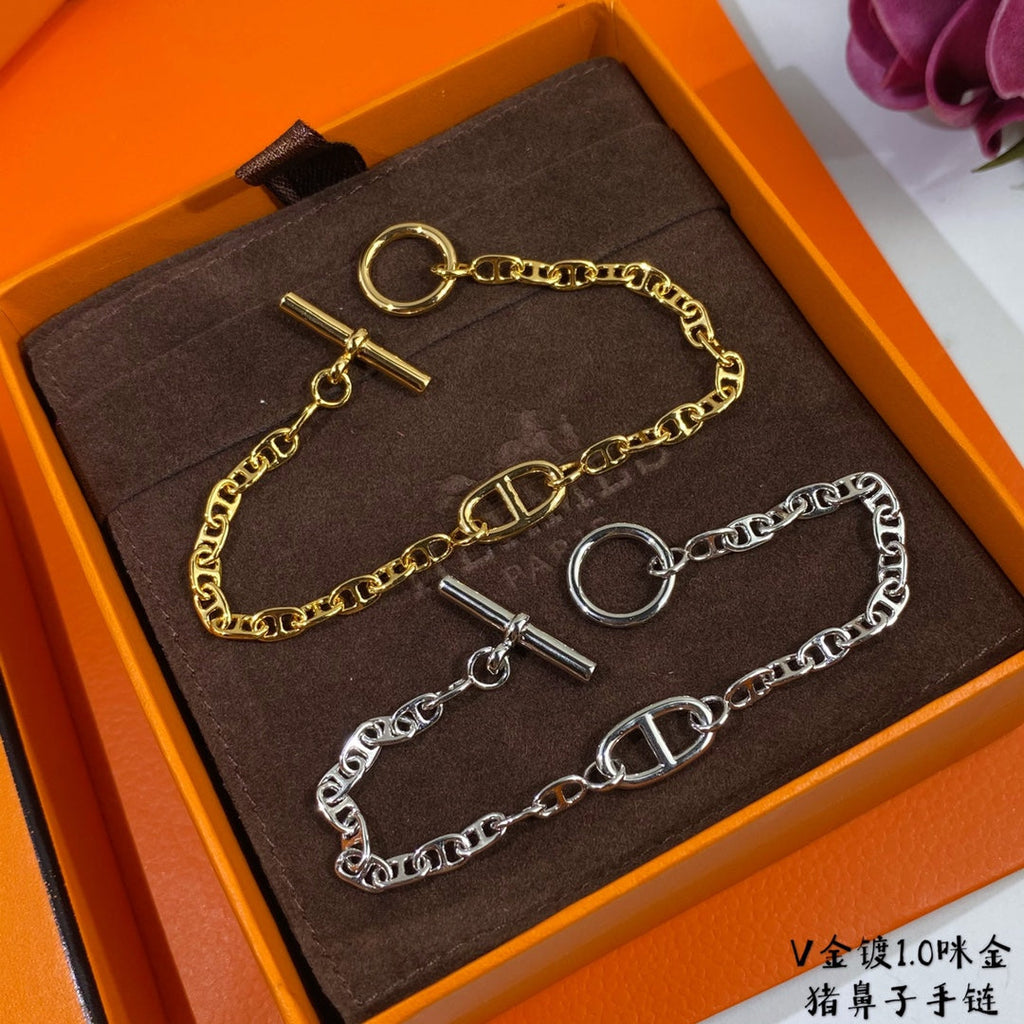 Hermes New Farandole 18K Gold Bracelet