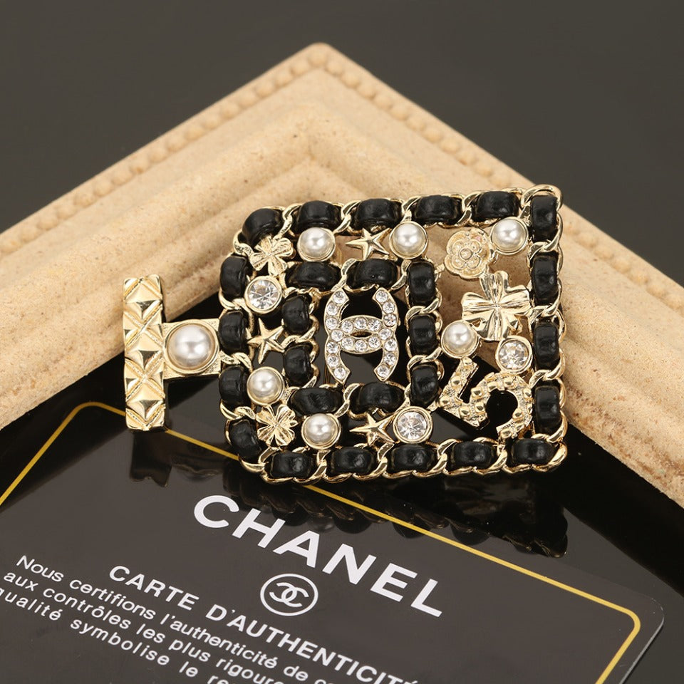 Chanel Bottle Strass 18K Gold Brooch