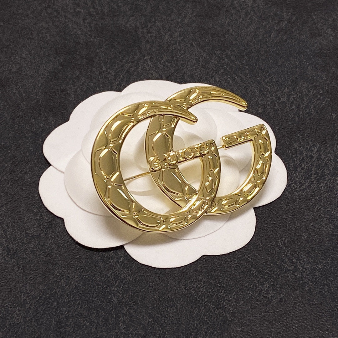 Gucci Double 18K Gold Brooch