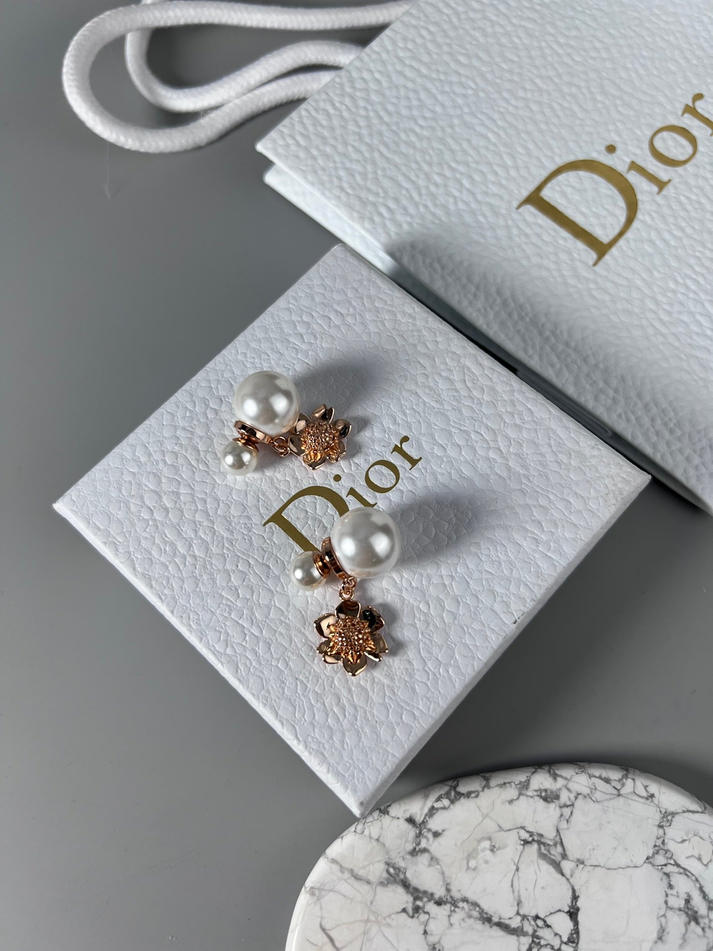 Dior Vintage Flower Pearl 18K Gold Earrings