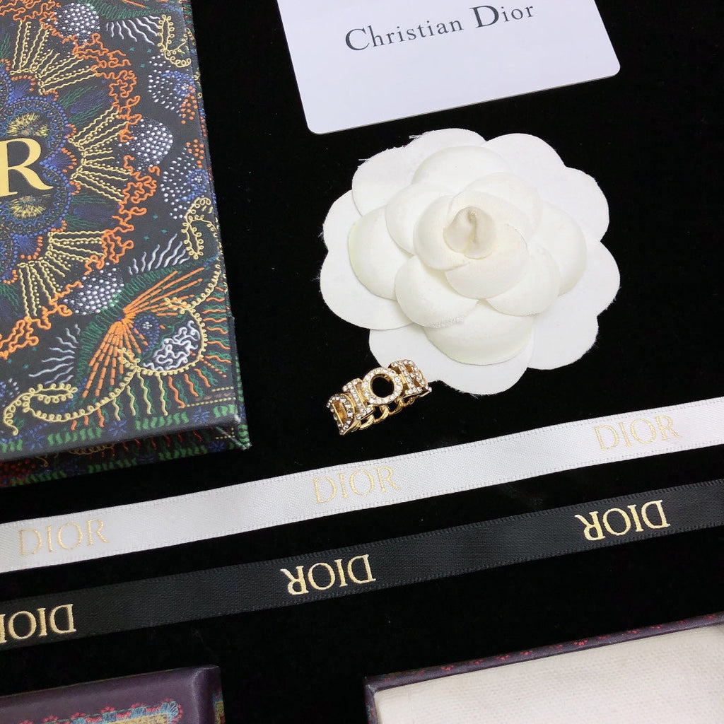 Dior Revolution Chain 18K Gold Ring