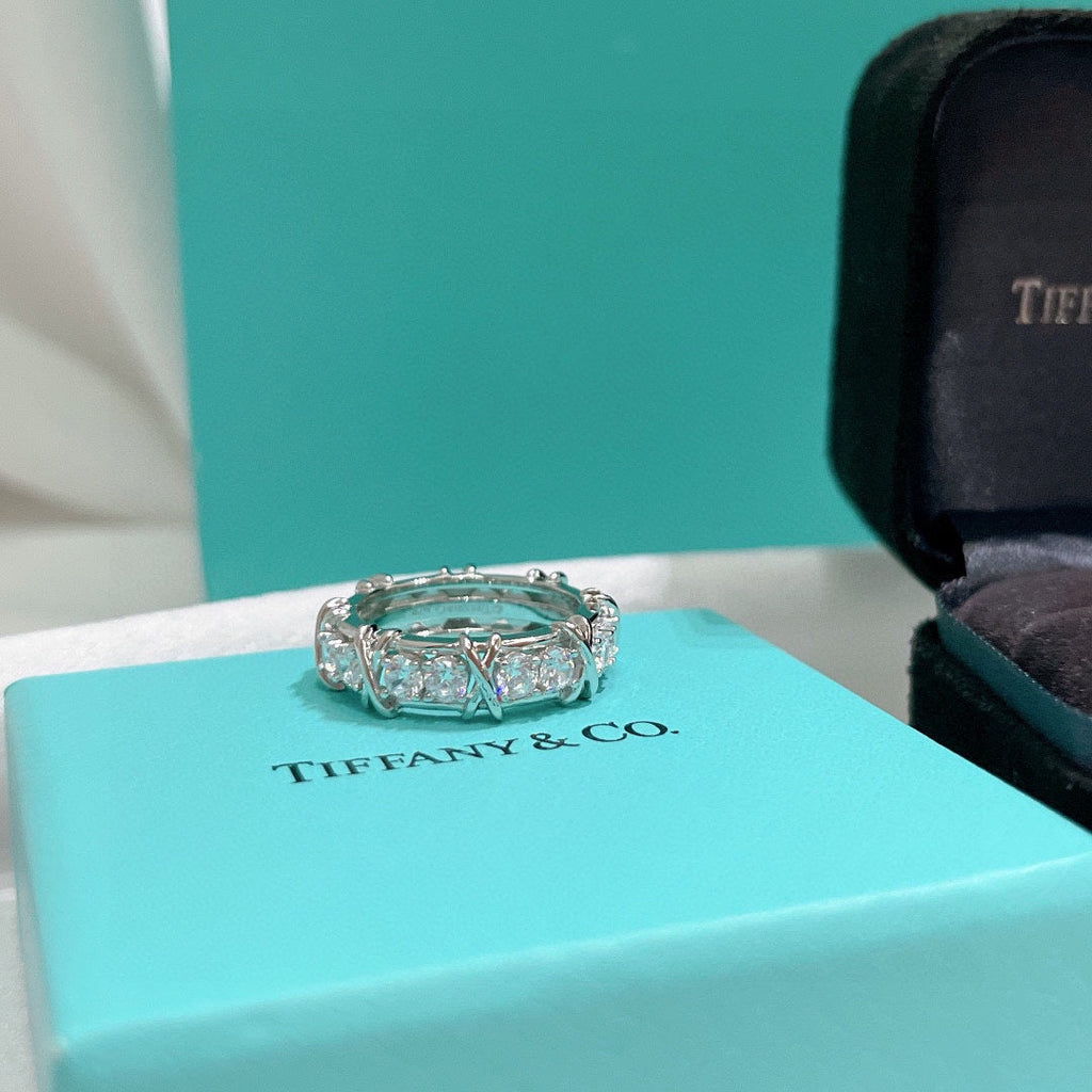 Tiffany Schlumberger Eighteen Stone 18K Gold Ring