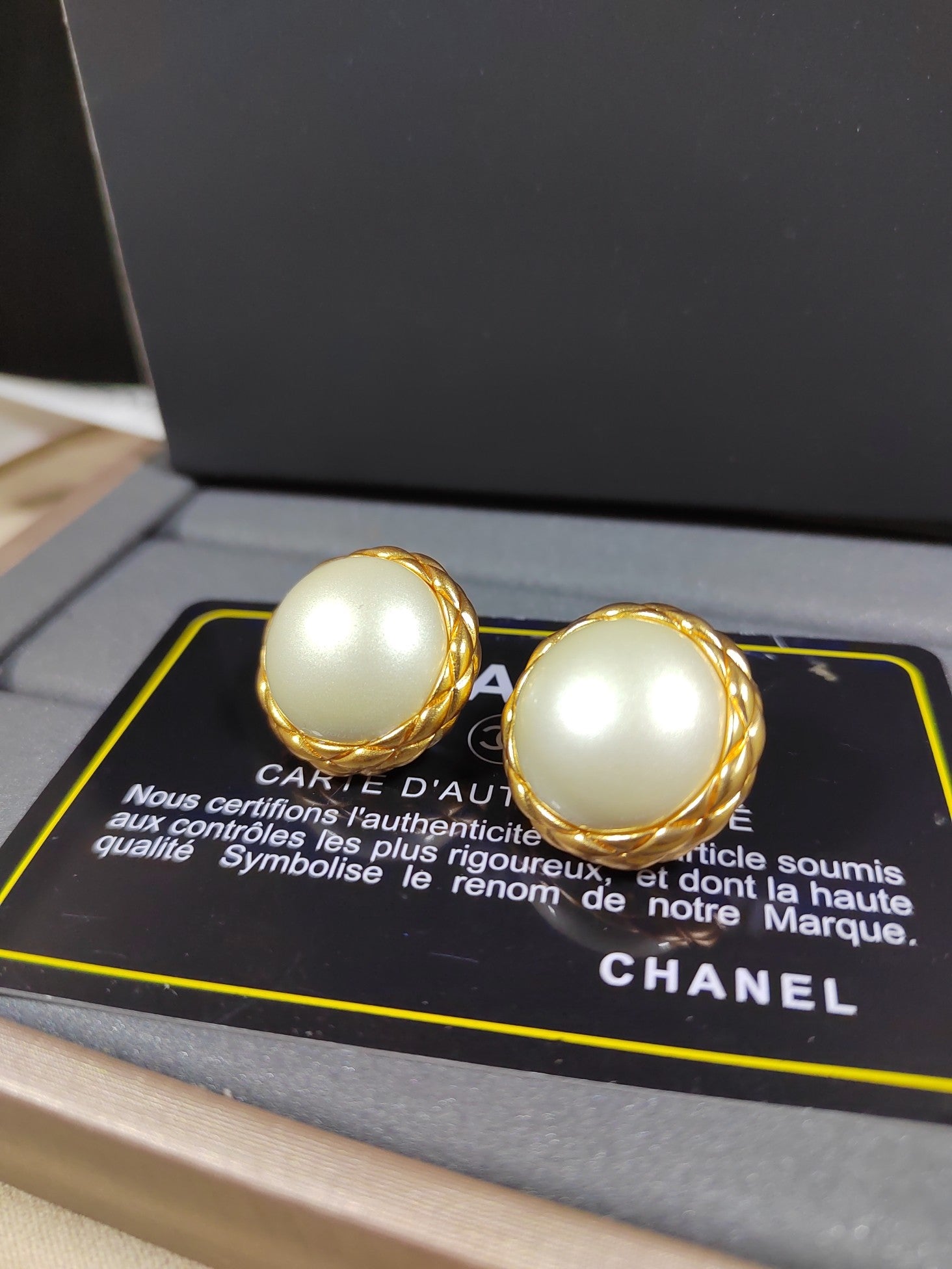 Chanel Round Pearl 18K Gold Earrings