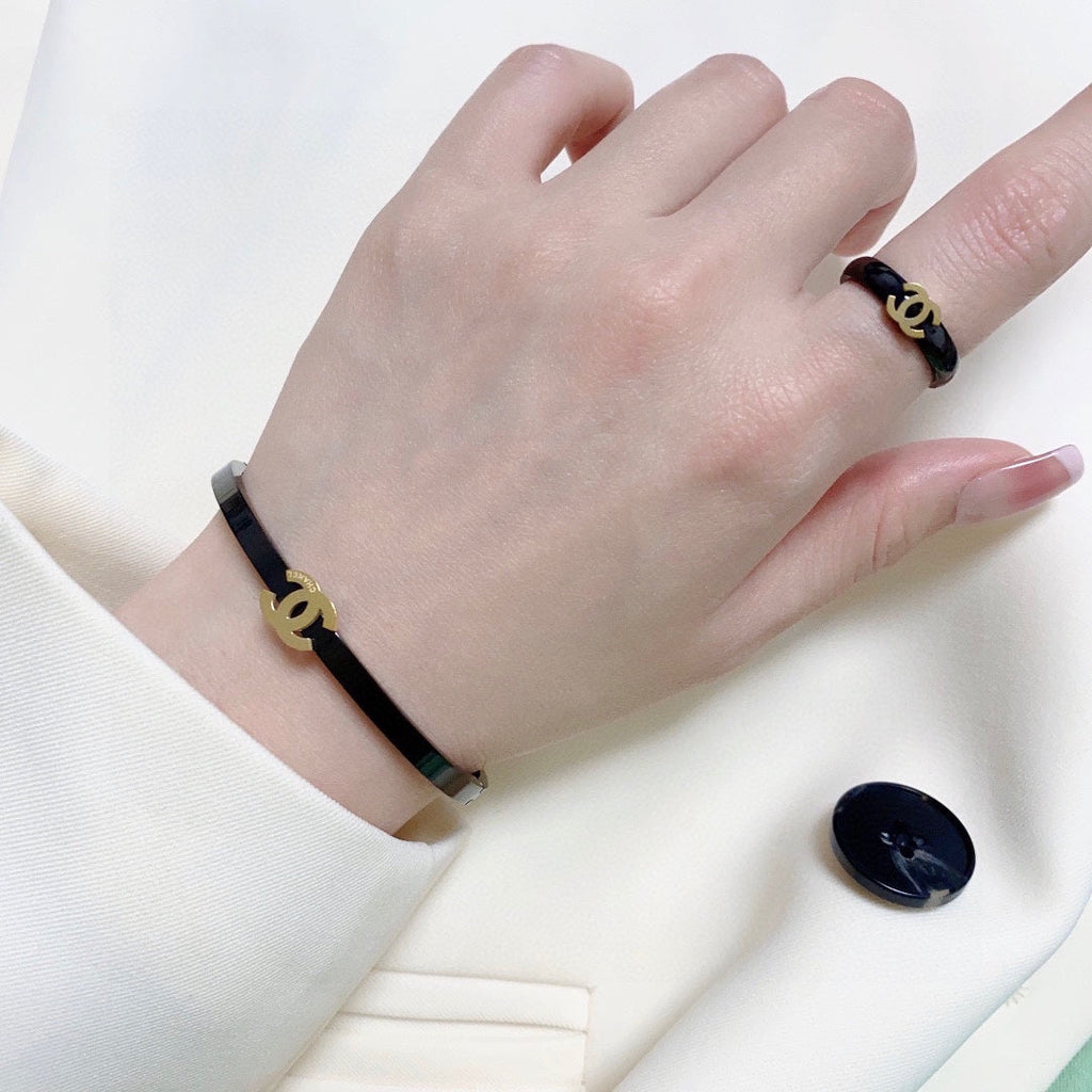 Chanel Black 18K Gold Ring