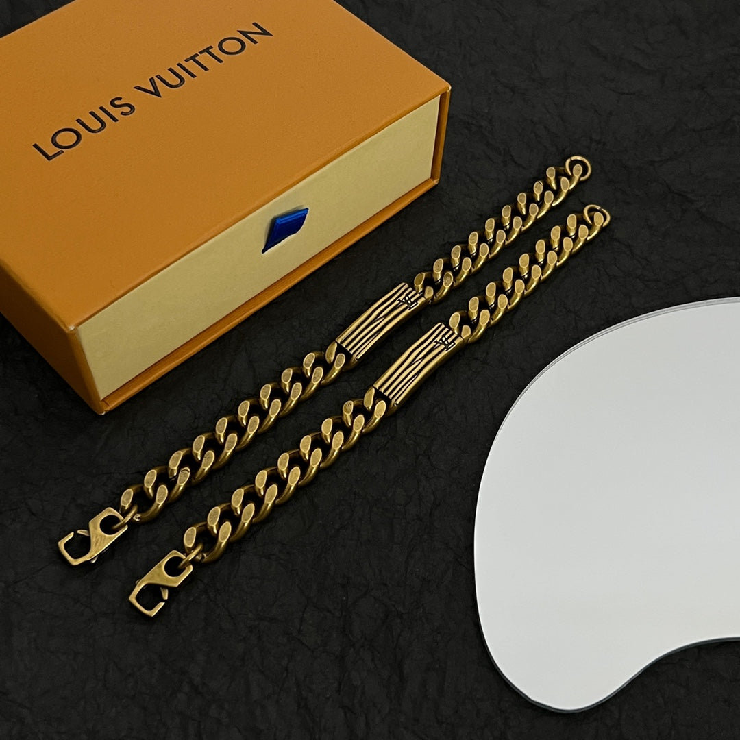 Louis Vuitton Vintage Chains 18K Gold Bracelet
