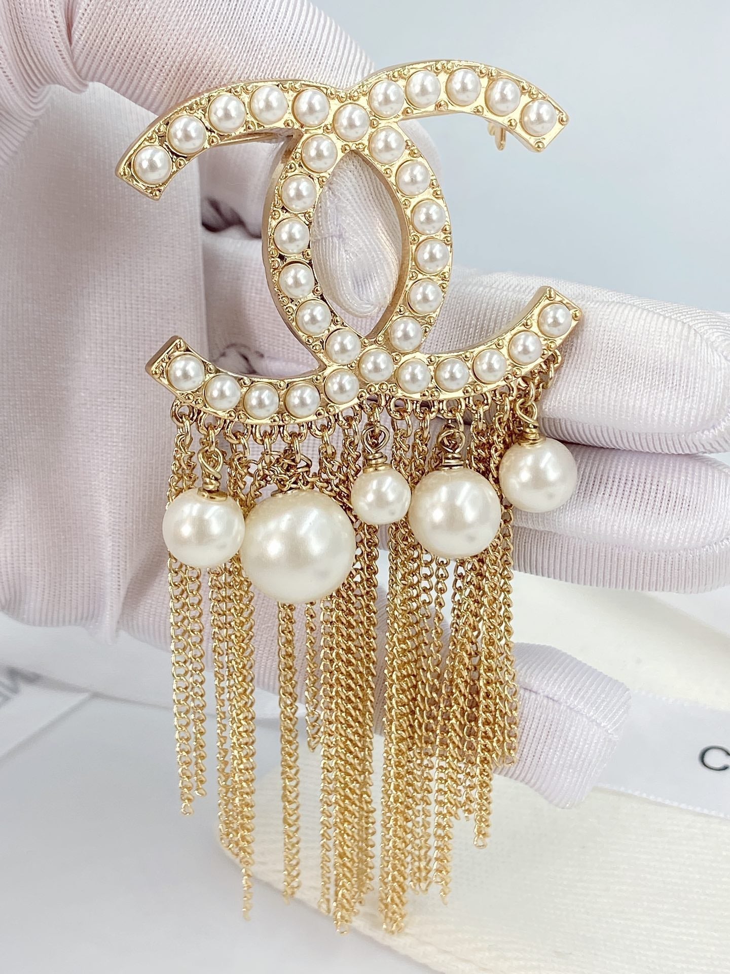 Chanel Pearl Tassel 18K Gold Brooch