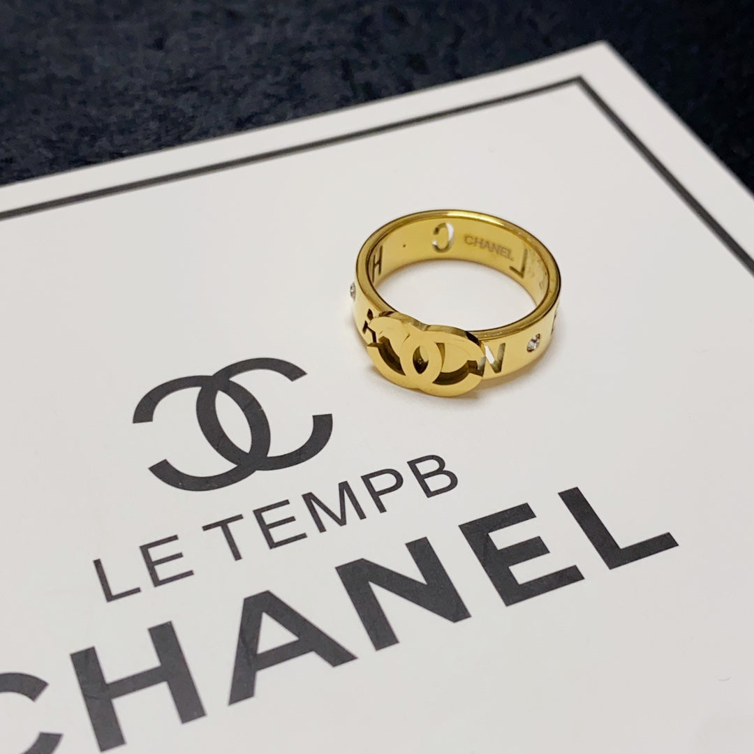 Chanel 18K Yellow Gold Ring