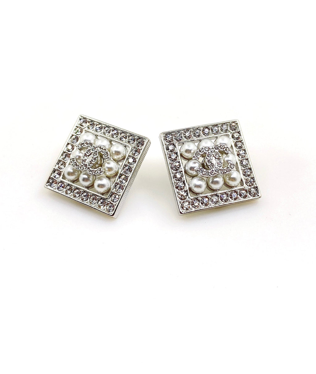 Chanel Square Diamond 18K Gold Earrings